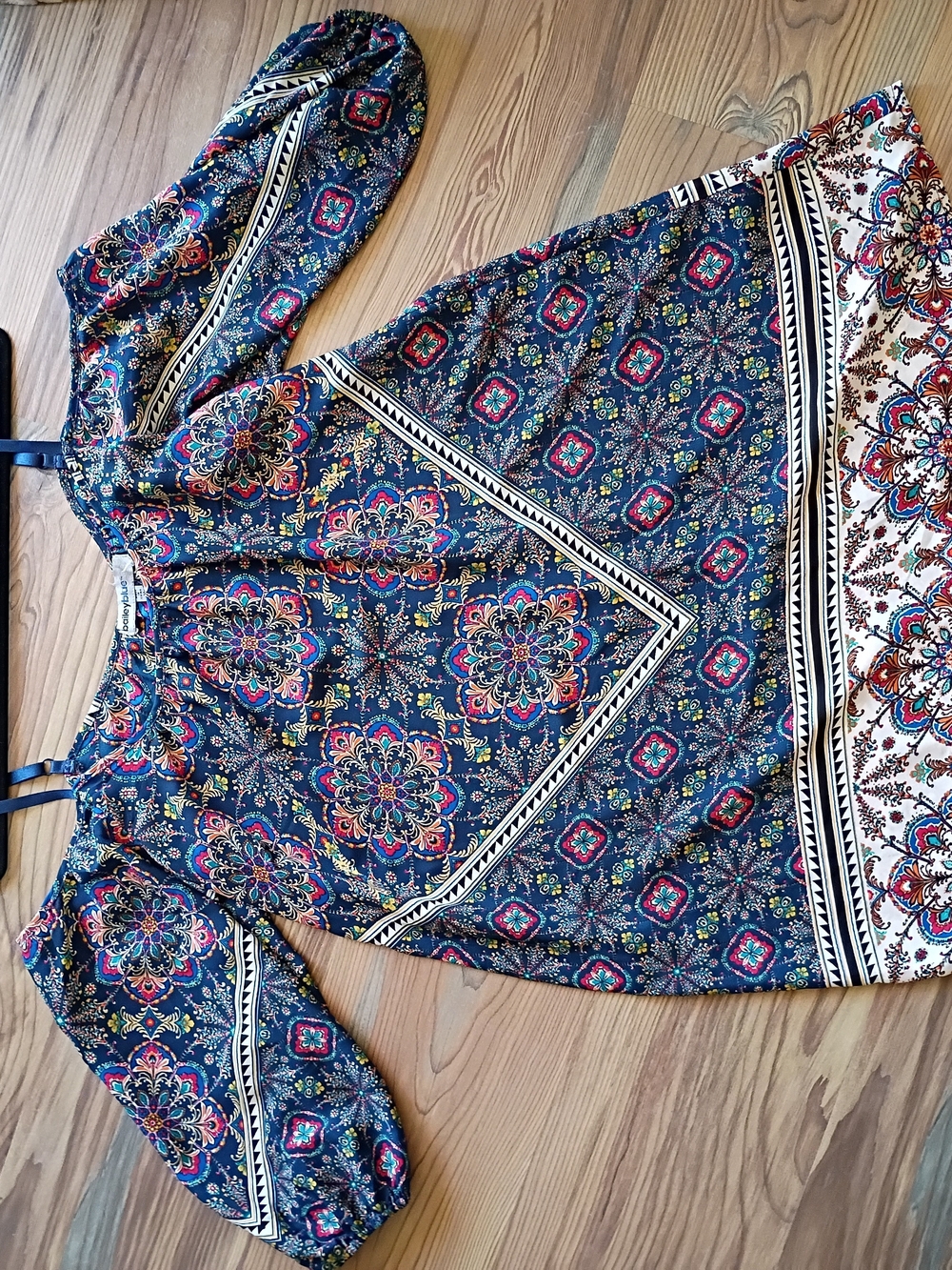 bailey blue Navy Multicolor Floral Print Boho Tunic